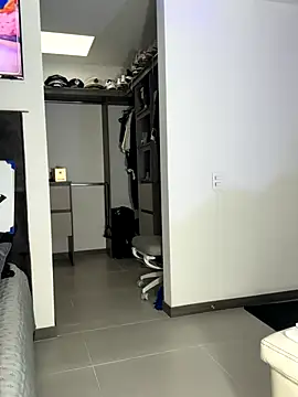 Andrew Johnnson online show from 28, 11, 2025