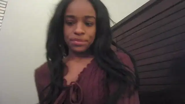 Marlowlovee online show from 1, 11, 2025