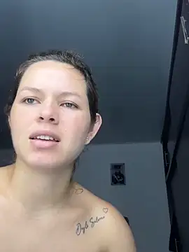 miacarrot online show from 25, 3, 2026
