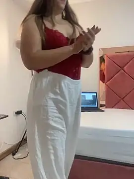 emma hot2006 online show from 14, 12, 2025