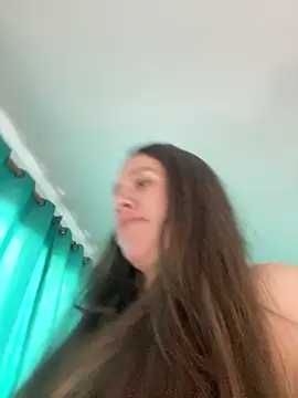 emma hot2006 online show from 22, 12, 2025