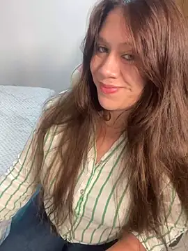 emma hot2006 online show from 19, 12, 2025