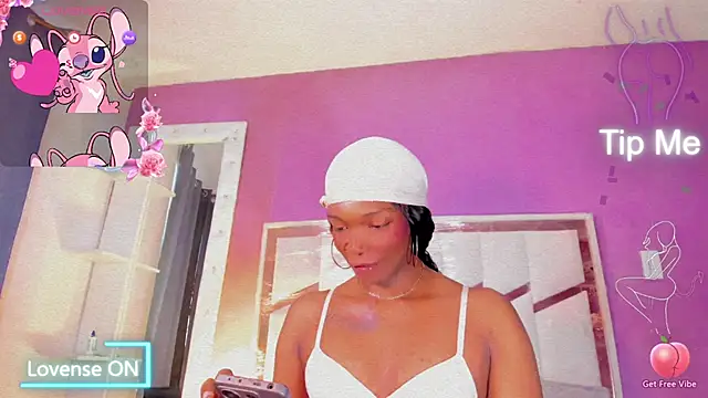 Snapshot of Sara_hot12112 chatting on 2, 7, 2026 Sara hot12112 online show from 2, 7, 2026