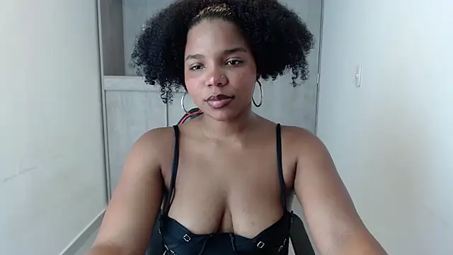 Chanell mina online show from 10, 9, 2025