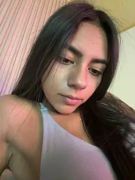 Snapshot of LilybethGray chatting on 4, 6, 2026 LilybethGray online show from 4, 6, 2026