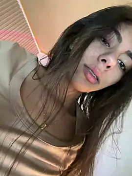 Snapshot of LilybethGray chatting on 18, 7, 2026 LilybethGray online show from 18, 7, 2026