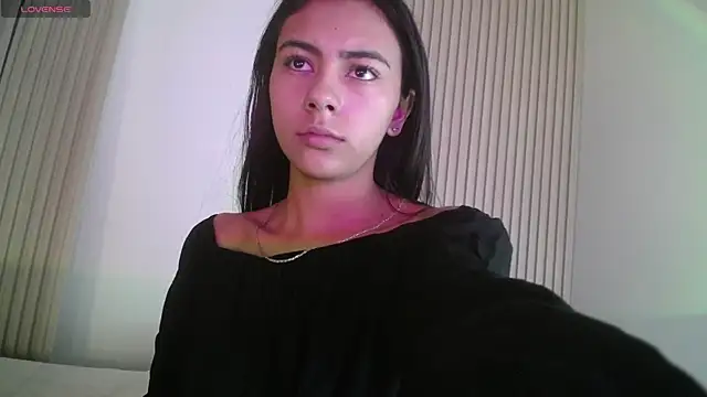 LilybethGray online show from 15, 9, 2025