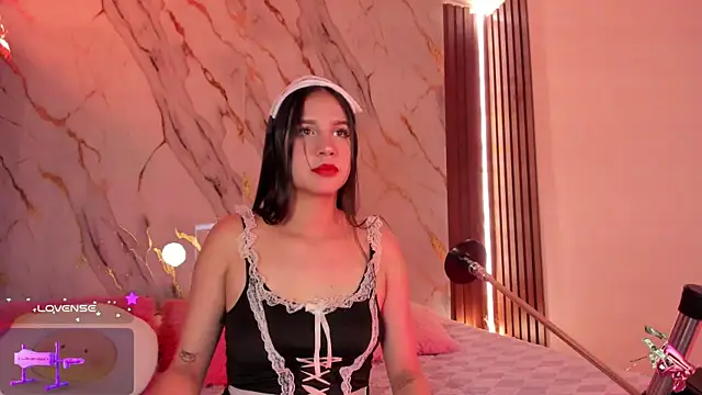 Emmiicute online show from 5, 10, 2025