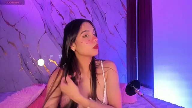 Emmiicute online show from 17, 11, 2025