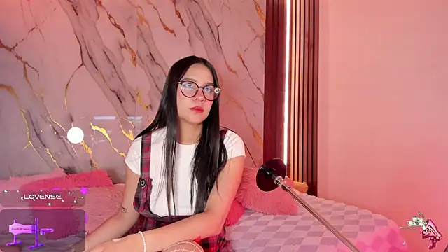 Emmiicute online show from 21, 9, 2025