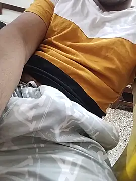 Snapshot of COme8989 chatting on 15, 12, 2025 COme8989 online show from 15, 12, 2025