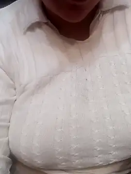 Cassandrina1 online show from 13, 11, 2025