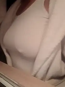 Cassandrina1 online show from 3, 10, 2025