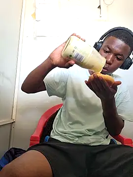 sweetdickboy2 online show from 27, 3, 2026