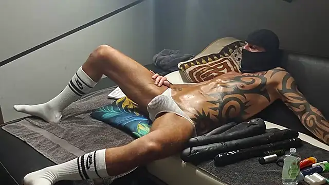 slavic boy 39 online show from 18, 2, 2026