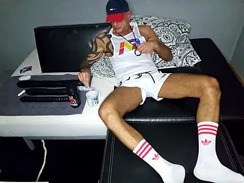 Snapshot of slavic_boy_39 chatting on 20, 9, 2025 slavic boy 39 online show from 20, 9, 2025