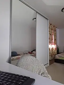 merlyn4 online show from 2, 12, 2025