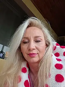 merlyn4 online show from 8, 11, 2025