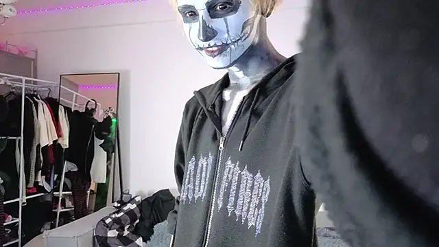 Your avatar online show from 31, 10, 2025