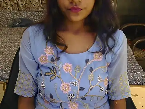 hoty-priya online show from 8, 11, 2025