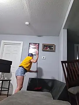 RicaSuave 69 online show from 4, 6, 2026