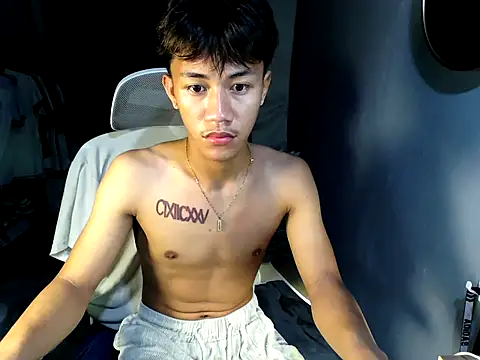Snapshot of naughtyboyloy_0 chatting on 6, 5, 2026 naughtyboyloy 0 online show from 6, 5, 2026