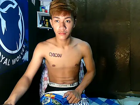 Snapshot of naughtyboyloy_0 chatting on 13, 10, 2025 naughtyboyloy 0 online show from 13, 10, 2025