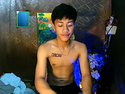 Snapshot of naughtyboyloy_0 chatting on 10, 9, 2025 naughtyboyloy 0 online show from 10, 9, 2025