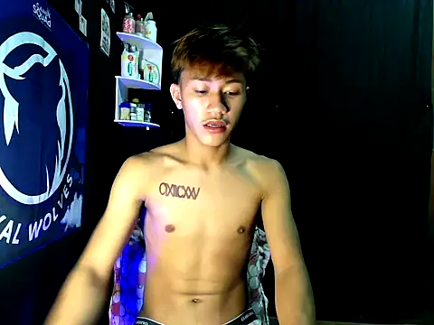 Snapshot of naughtyboyloy_0 chatting on 26, 10, 2025 naughtyboyloy 0 online show from 26, 10, 2025