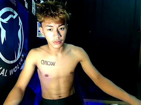 Snapshot of naughtyboyloy_0 chatting on 22, 10, 2025 naughtyboyloy 0 online show from 22, 10, 2025