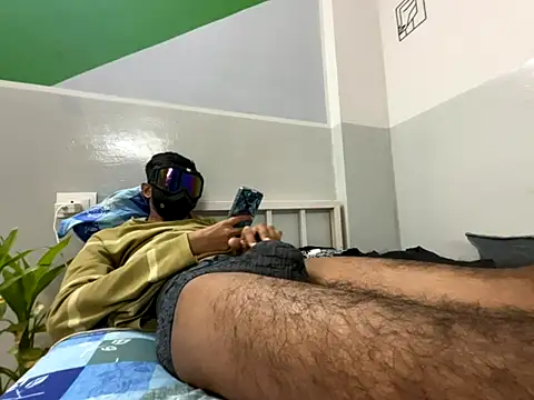 Snapshot of monster_fuck chatting on 23, 11, 2025 monster fuck online show from 23, 11, 2025