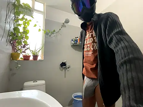 Snapshot of monster_fuck chatting on 16, 11, 2025 monster fuck online show from 16, 11, 2025