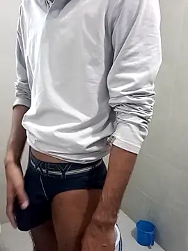 Snapshot of monster_fuck chatting on 10, 11, 2025 monster fuck online show from 10, 11, 2025