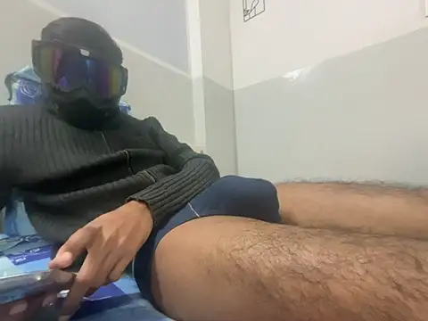 Snapshot of monster_fuck chatting on 1, 12, 2025 monster fuck online show from 1, 12, 2025