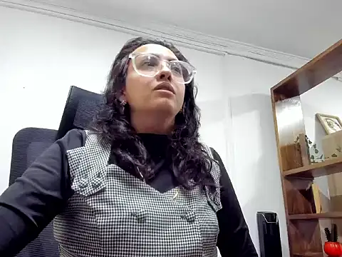 dalila macherano1 online show from 15, 1, 2026