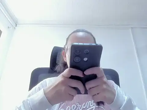 dalila macherano1 online show from 19, 10, 2025