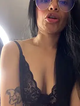 Melissa coch online show from 2, 11, 2025