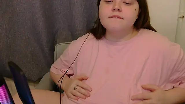 brattyprincessemma online show from 12, 11, 2025