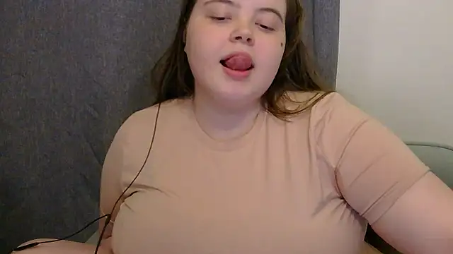 brattyprincessemma online show from 28, 4, 2026