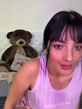 kylie444  online show from 1, 10, 2025