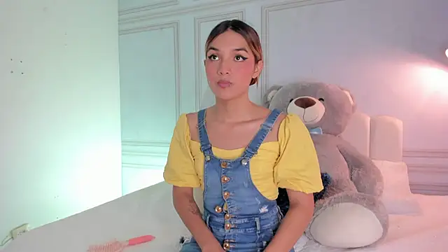 Doll Isa  online show from 11, 10, 2025