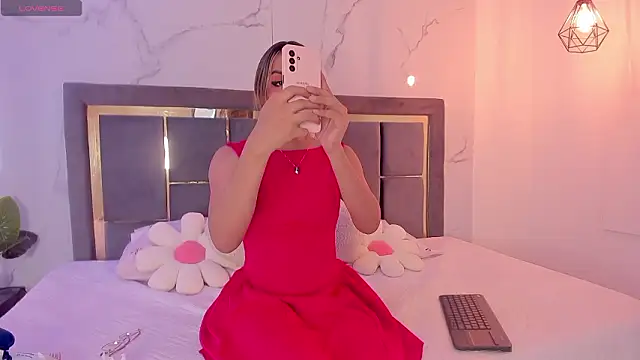 Doll Isa  online show from 8, 2, 2026