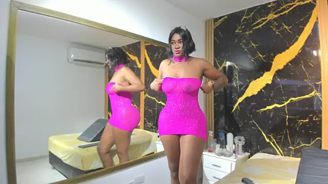 AdrianaVegga online show from 14, 9, 2025