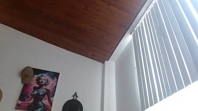 Crystal Star  online show from 7, 2, 2026