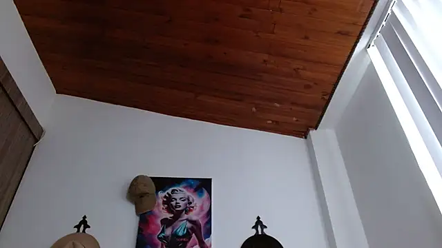 Crystal Star  online show from 15, 2, 2026