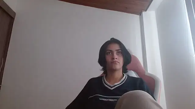 Snapshot of Crystal_Star_ chatting on 24, 9, 2025 Crystal Star online show from 24, 9, 2025