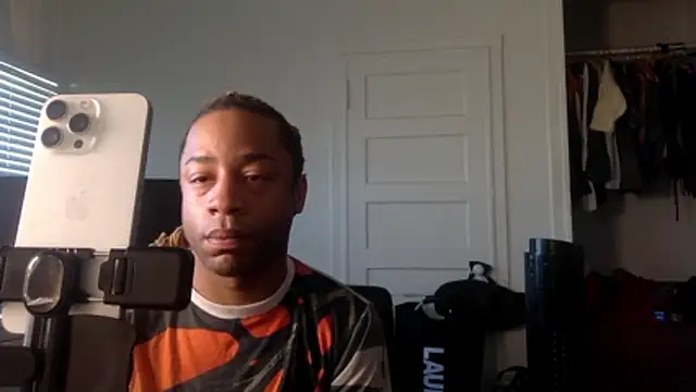 Diodre Benyoon online show from 12, 1, 2026