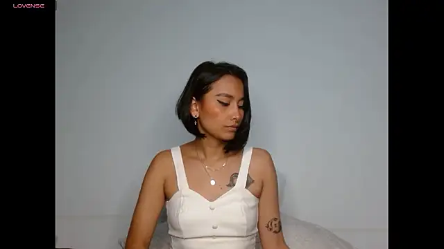 Gia Lee online show from 15, 2, 2026