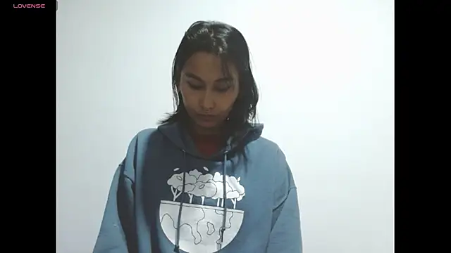 Gia Lee online show from 7, 1, 2026