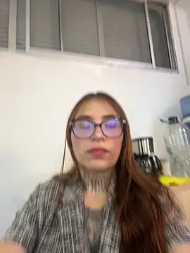 dreamleah  online show from 12, 5, 2026